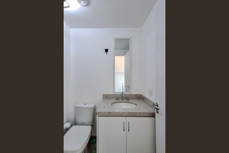 Banheiro de kitnet/studio para alugar com 1 quarto, 25m² em Ipiranga, São Paulo