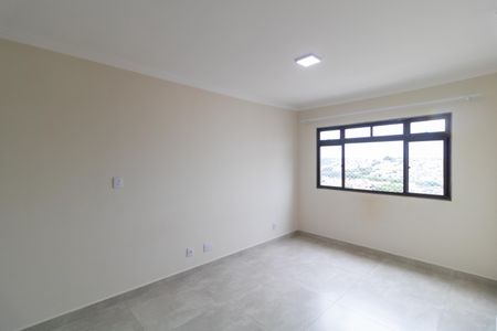 Apartamento para alugar com 78m², 3 quartos e 1 vagaSalas