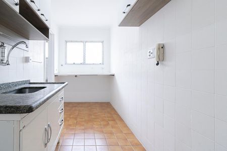 Apartamento à venda com 52m², 2 quartos e 1 vaga Apartamento à venda com 52m², 2 quartos e 1 vagaCozinha