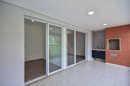 Apartamento para alugar com 104m², 3 quartos e 2 vagasVaranda