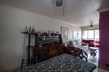 Apartamento à venda com 80m², 3 quartos e 2 vagas Apartamento à venda com 80m², 3 quartos e 2 vagasSala