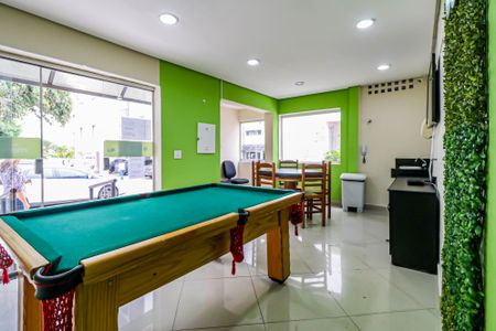 Apartamento à venda com 80m², 3 quartos e 2 vagas Apartamento à venda com 80m², 3 quartos e 2 vagasSalão de jogos