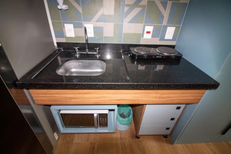 Studio para alugar com 27m², 1 quarto e sem vaga Studio para alugar com 27m², 1 quarto e sem vagaCozinha - Armários