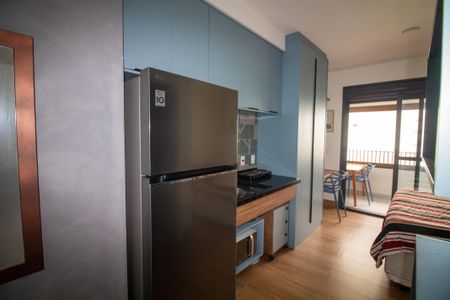 Studio para alugar com 27m², 1 quarto e sem vaga Studio para alugar com 27m², 1 quarto e sem vagaCozinha