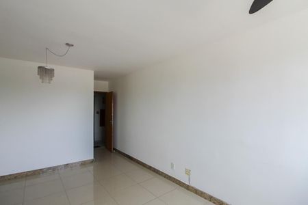 Apartamento para alugar com 82m², 3 quartos e 2 vagasSala