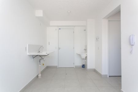 Apartamento para alugar com 45m², 2 quartos e sem vaga Apartamento para alugar com 45m², 2 quartos e sem vagaSala / Cozinha
