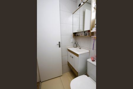 Banheiro Social de apartamento à venda com 2 quartos, 47m² em Salgado Filho, Belo Horizonte