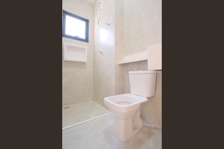 Casa à venda com 128m², 3 quartos e 3 vagasBanheiro da Suíte 1