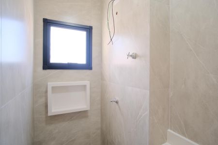 Casa à venda com 128m², 3 quartos e 3 vagasBanheiro da Suíte 1