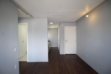 Sala de apartamento à venda com 2 quartos, 42m² em Mário Quintana, Porto Alegre