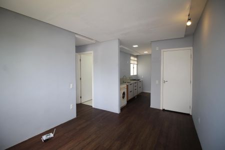 Sala de apartamento à venda com 2 quartos, 42m² em Mário Quintana, Porto Alegre