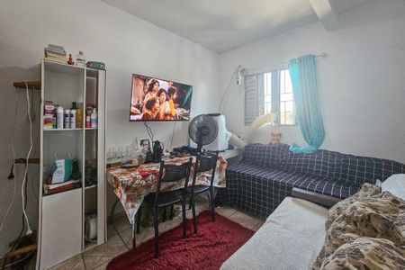 Sala de casa para alugar com 2 quartos, 79m² em Vila Alice (Vicente de Carvalho), Guarujá