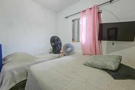 Quarto 1 de casa para alugar com 2 quartos, 79m² em Vila Alice (Vicente de Carvalho), Guarujá