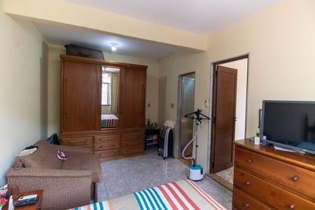 Casa à venda com 360m², 8 quartos e 5 vagasSuíte 2