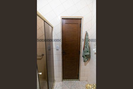 Casa à venda com 360m², 8 quartos e 5 vagasBanheiro Social