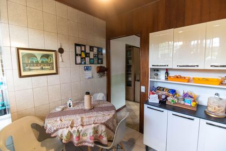 Casa à venda com 360m², 8 quartos e 5 vagasCozinha - casa 3 