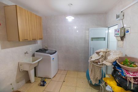 Casa à venda com 360m², 8 quartos e 5 vagasÁrea de Serviço