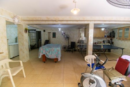 Casa à venda com 360m², 8 quartos e 5 vagasÁrea externa