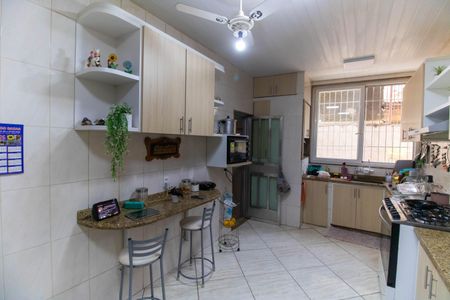 Casa à venda com 360m², 8 quartos e 5 vagasCozinha