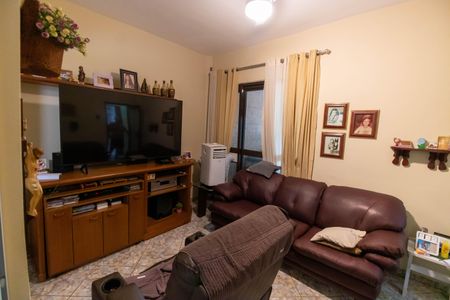 Sala 2 de casa à venda com 8 quartos, 360m² em Fonseca, Niterói