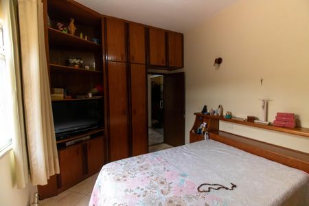 Casa à venda com 360m², 8 quartos e 5 vagasSuíte 1