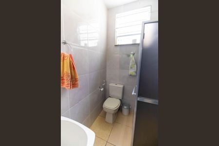 Casa à venda com 360m², 8 quartos e 5 vagasBanheiro de serviço