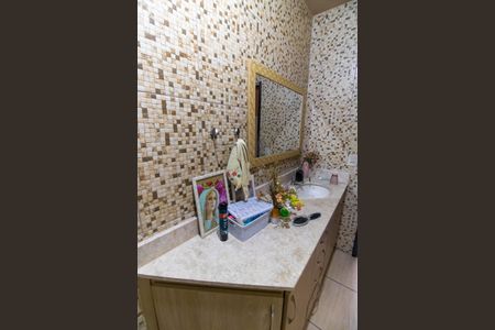 Casa à venda com 360m², 8 quartos e 5 vagasBanheiro Social - Casa 2