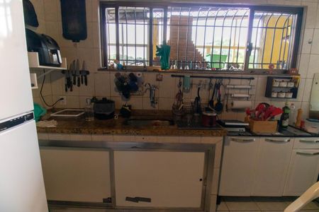 Casa à venda com 360m², 8 quartos e 5 vagasCozinha - casa 3 