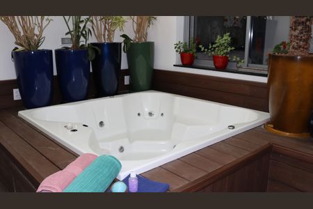 Apartamento à venda com 114m², 3 quartos e 1 vagaBanheira