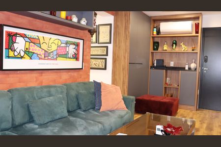 Sala de apartamento à venda com 3 quartos, 114m² em Consolação, São Paulo