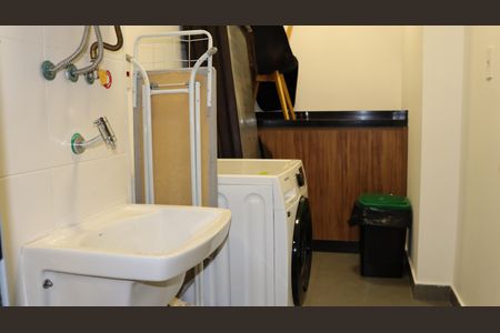 Apartamento à venda com 114m², 3 quartos e 1 vagaÁrea de Serviço