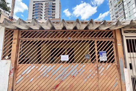 Casa à venda com 175m², 3 quartos e 2 vagas Casa à venda com 175m², 3 quartos e 2 vagasfachada da casa