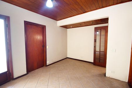 Casa à venda com 175m², 3 quartos e 2 vagas Casa à venda com 175m², 3 quartos e 2 vagasSala 2