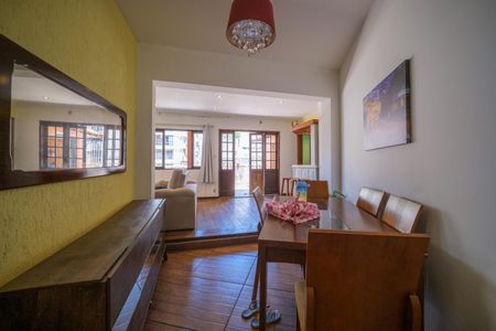 Apartamento para alugar com 130m², 3 quartos e sem vagaSala