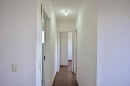 Corredor de apartamento para alugar com 2 quartos, 47m² em Jardim Leonidas Moreira, São Paulo