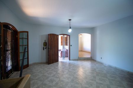 Sala  de casa para alugar com 3 quartos, 600m² em Jardim Zulmira, Sorocaba