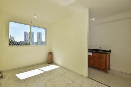 Apartamento para alugar com 42m², 2 quartos e sem vagaSala