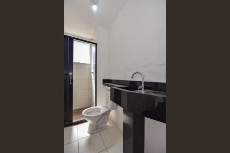 Apartamento para alugar com 42m², 2 quartos e sem vagaBanheiro