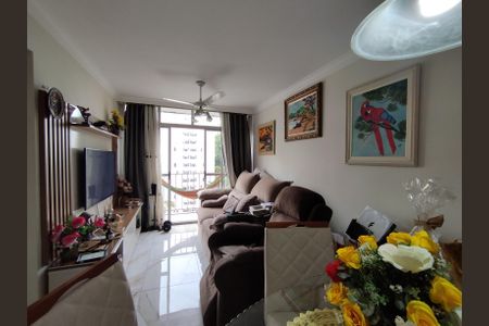 Apartamento à venda com 60m², 2 quartos e 1 vagaSala 