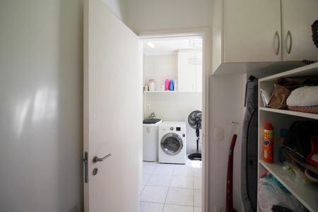 Apartamento à venda com 118m², 3 quartos e 2 vagasQuarto de Serviço