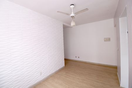 Sala de apartamento para alugar com 2 quartos, 77m² em Vila Lea, Santo André
