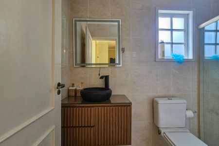 Casa de condomínio para alugar com 210m², 3 quartos e 2 vagasBanheiro da suíte 2