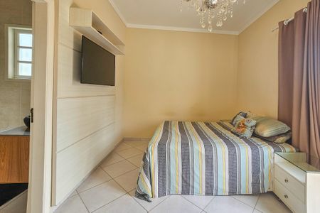 Casa de condomínio para alugar com 210m², 3 quartos e 2 vagasSuite 1