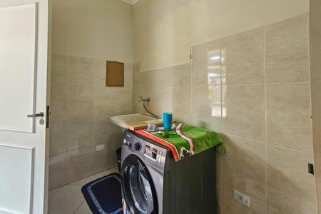 Casa de condomínio para alugar com 210m², 3 quartos e 2 vagasÁrea de Serviço