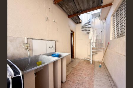 Casa para alugar com 45m², 1 quarto e sem vagaÁrea de Serviço