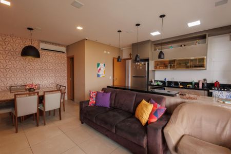 Sala de apartamento para alugar com 3 quartos, 150m² em Vila Edmundo, Taubaté