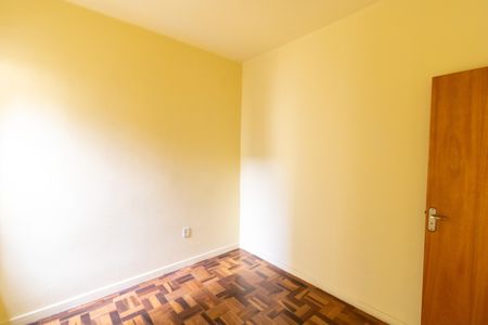 Quarto 1 de apartamento à venda com 3 quartos, 70m² em Santana, Porto Alegre