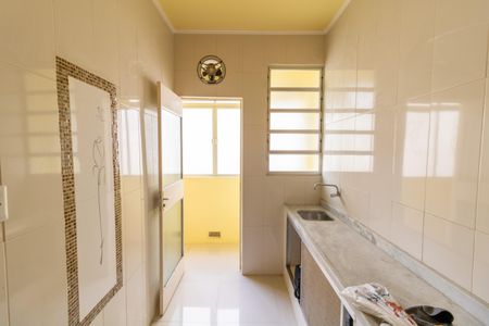 Apartamento à venda com 70m², 3 quartos e sem vaga Apartamento à venda com 70m², 3 quartos e sem vagaCozinha e Área de Serviço
