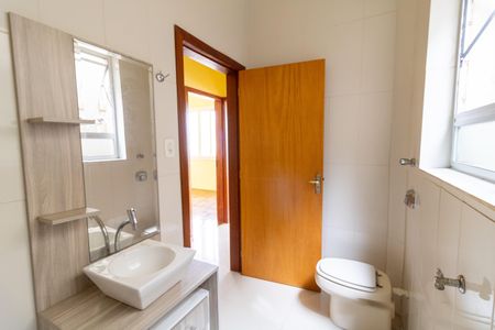 Apartamento à venda com 70m², 3 quartos e sem vaga Apartamento à venda com 70m², 3 quartos e sem vagaBanheiro