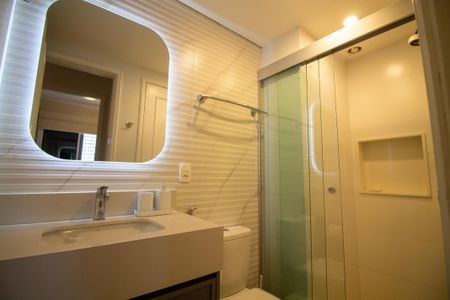 Apartamento para alugar com 56m², 2 quartos e 1 vaga Apartamento para alugar com 56m², 2 quartos e 1 vagaBanheiro